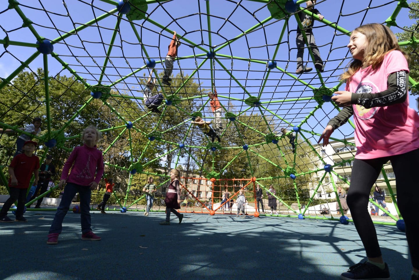 Football pitch - Berliner Seilfabrik - Play equipment for life