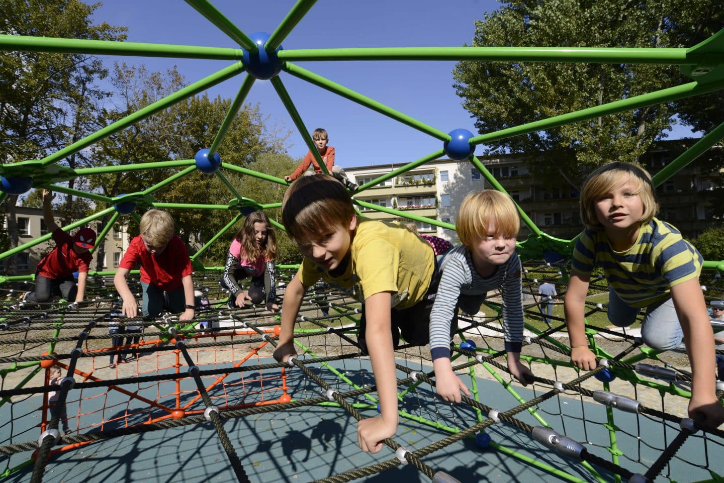 Planar net, football pitch, Berliner Seilfabrik - Play equipment for life