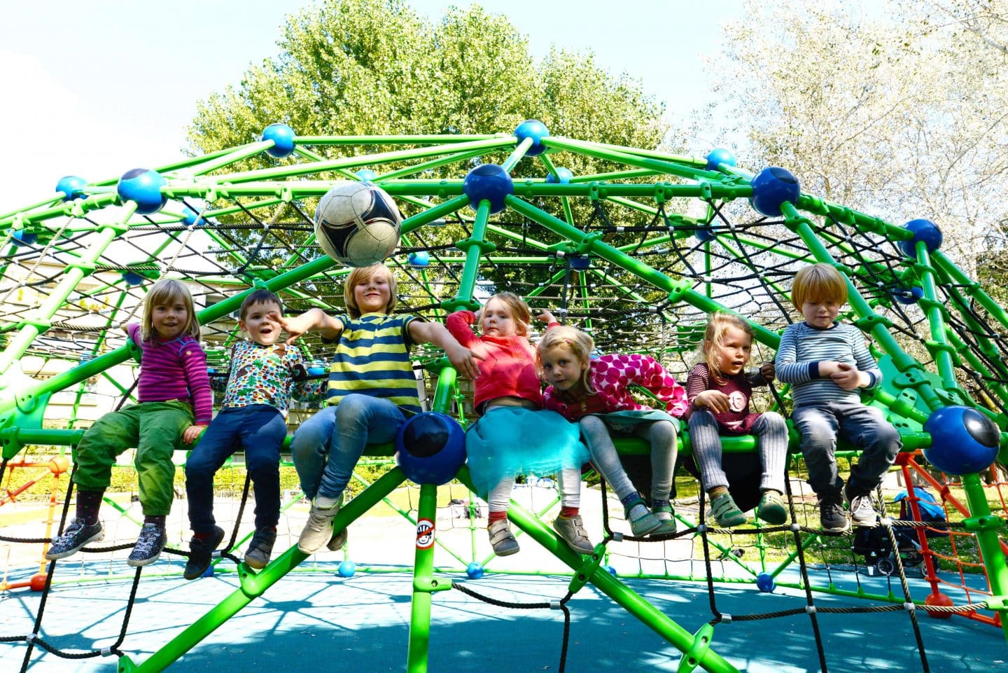 Geoarena, Bolzplatz - Berliner Seilfabrik – Spielgeräte fürs Leben